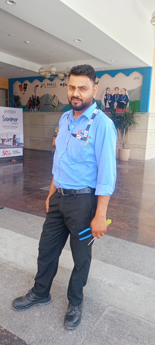 Ashish sagar — Electrician